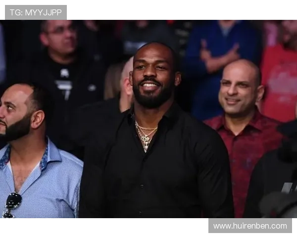 乔恩·琼斯训练完直接去提了辆布加迪，这人日常花销是拿金砖当零钱使吗